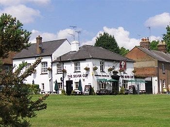 Silver Cup - Inn Luton  Exterior foto